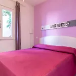 Gloria