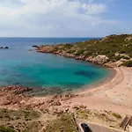 Nyaraló Gloria *